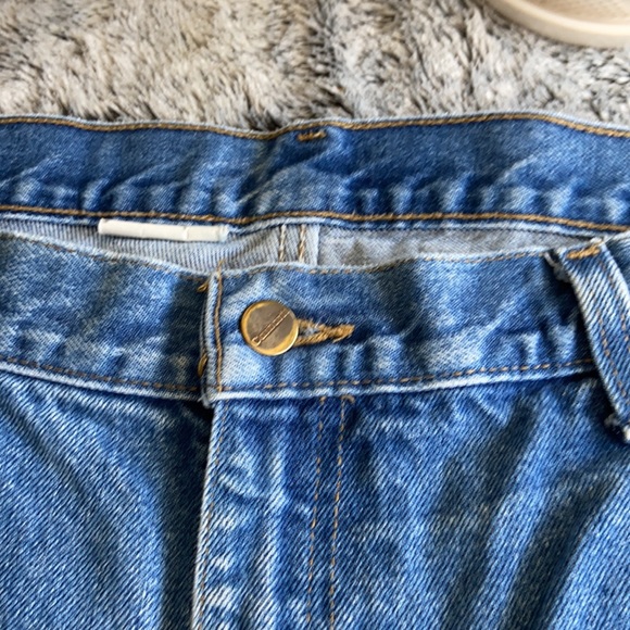 Carhartt Destroyed Mom Jeans Ultra High Waisted - Picture 6 of 15